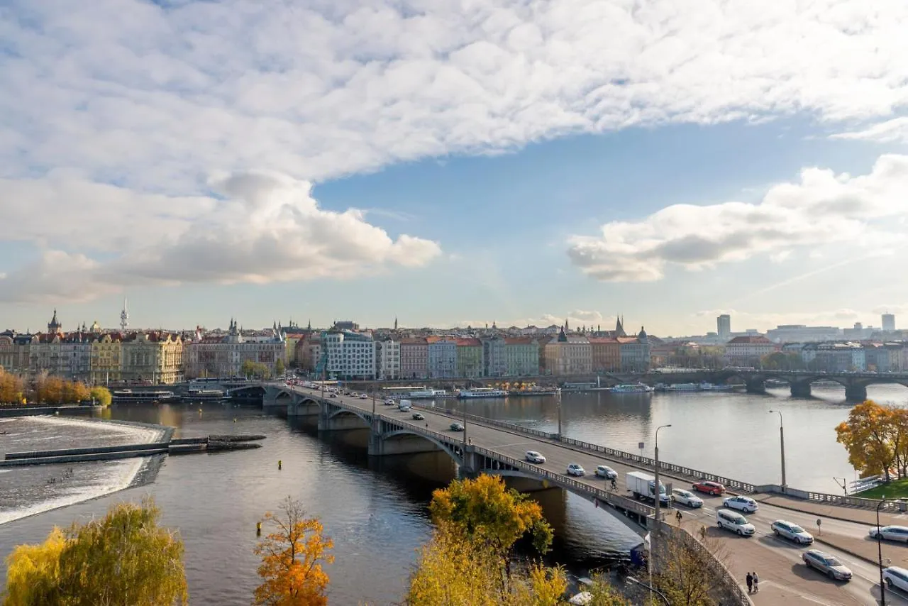 شقة فندقية براغ Janackovo - Riverside Residence