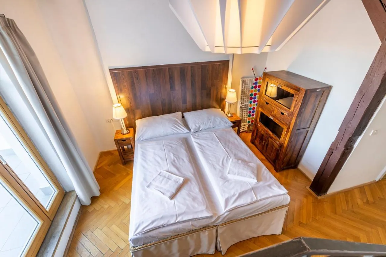 براغ Janackovo - Riverside Residence 4*,  جمهورية التشيك